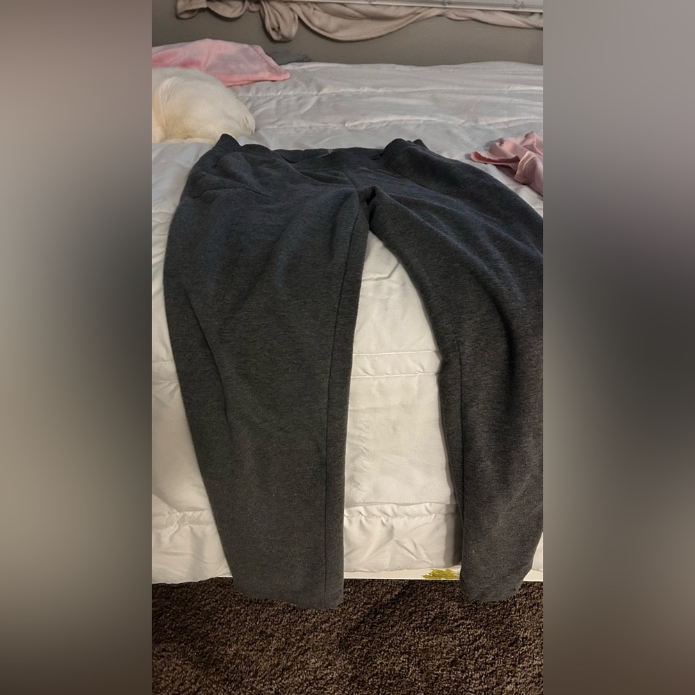 Gray Wide Leg Bottoms